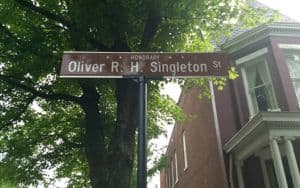 Oliver_Singleton Image