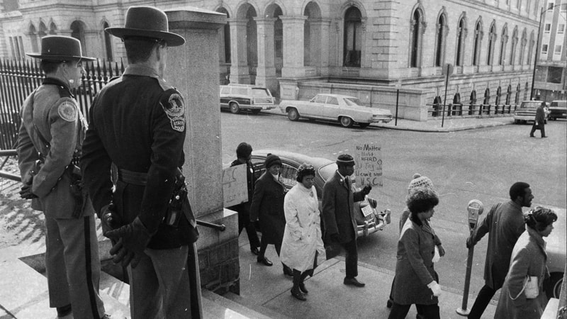 Virginia State College students march along Bank Street at the State Capitol | Photograph courtesy of The Valentine