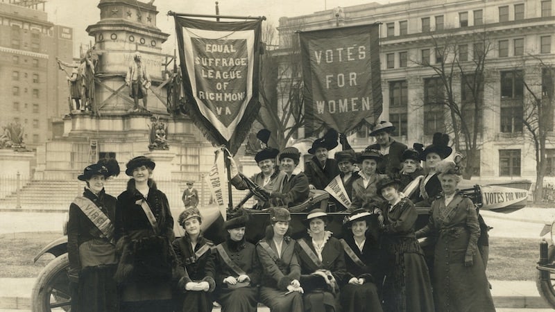 Equal Suffrage League of Virginia at Virginia State Capitol, 1915