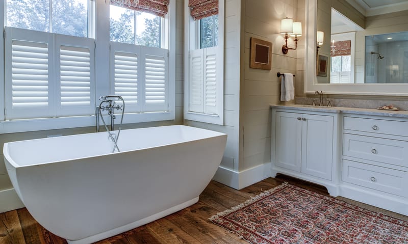 Farmhouse décor pieces in a home bathroom