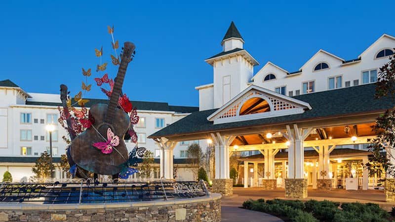 Dollywood DreamMore Resort & Spa entrance at holidays, for Southern Oyster Cornbread Dressing Recipe enjoyment Image