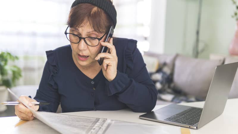 Woman not sure she wants to be loaning money to family Image