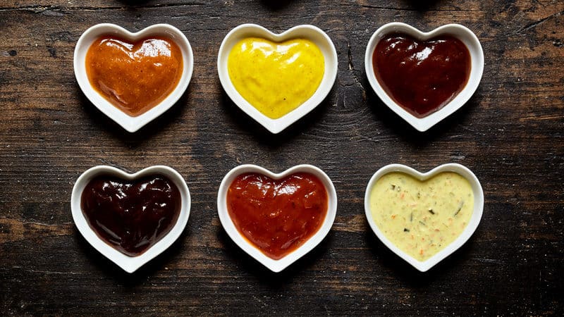 Love letters in the form of barbecue sauce Image