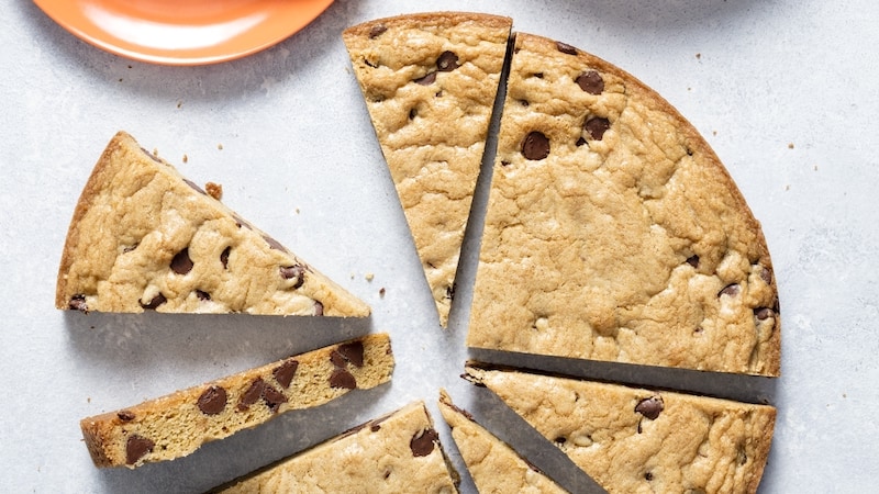 Giant chocolate chip cookie