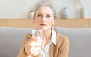 Guest wants more water Image