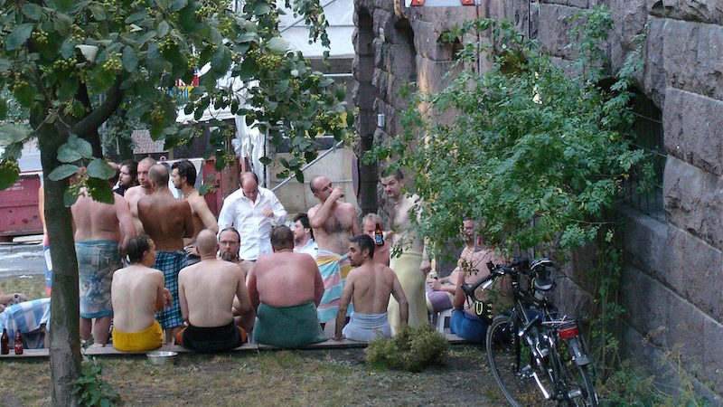 For article on the Finnish sauna experience. Image