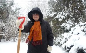 woman with a snow shovel Photo by Tatianatatiana Dreamstime. For article, A reader admits to advice columnist Amy Dickinson, “I’m jealous of my retired friends!” See what Amy has to say. Image