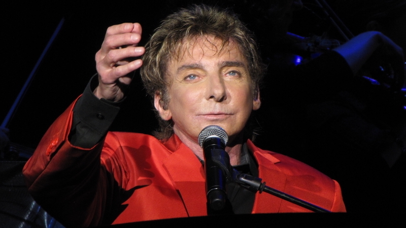 Barry Manilow at a concert. Photo by Devina Browning Dreamstime
