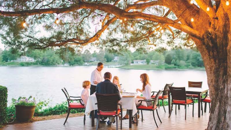 Dining on Carter's Creek at the Tides Inn, Irvington. Dining with a water view is always a pleasure. Travel writer Steve Cook suggests three waterfront dining destinations near Richmond, VA. Image