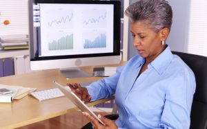 older professional woman photo by Mark Adams Dreamstime 800. For article on ageism and baby boomers Image