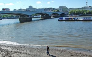Travel writer Rick Steves takes us beachcombing through London history, figuratively and literally, along the banks of the tidal Thames River. Image