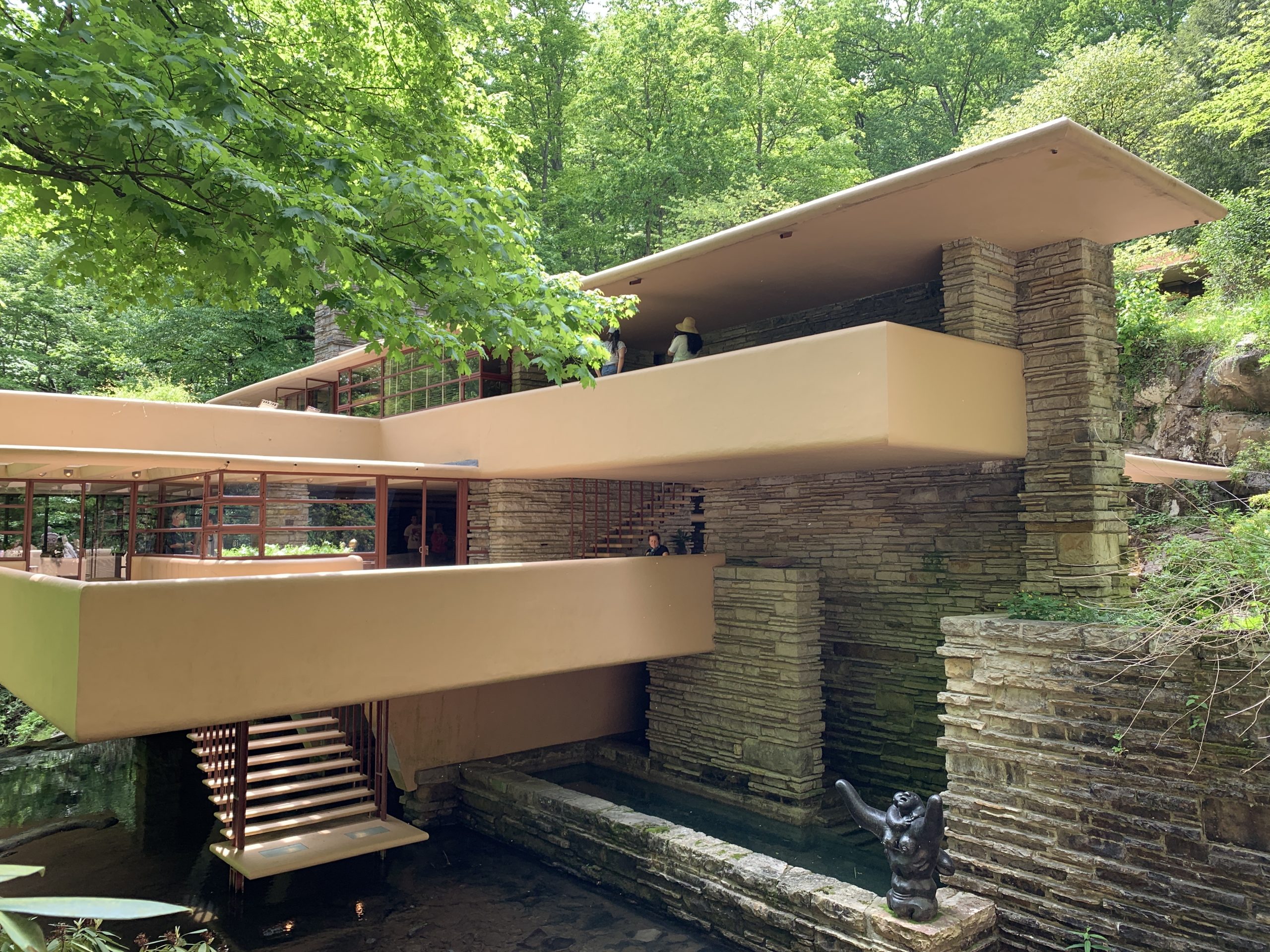 First sight of Fallingwaters, Frank Lloyd Wright house in Laurel Highlands, Pennsylvania