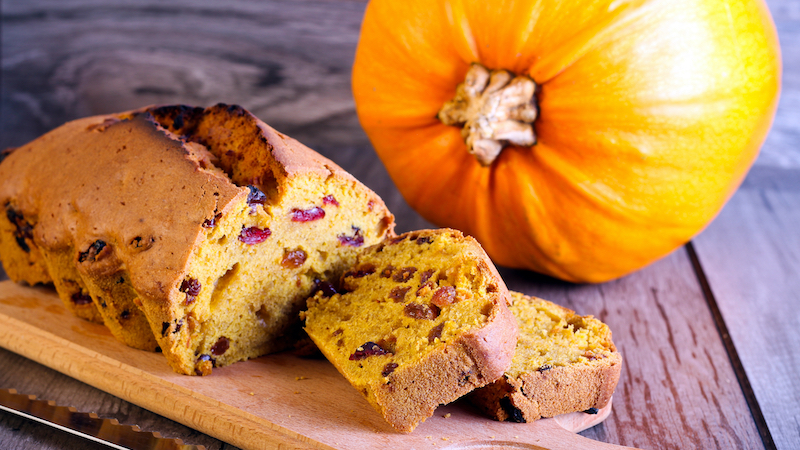 Pumpkin cranberry loaf is like a mix of autumn and holidays! Use other ingredients instead, like chocolate chips, raisins or toasted walnuts. Image
