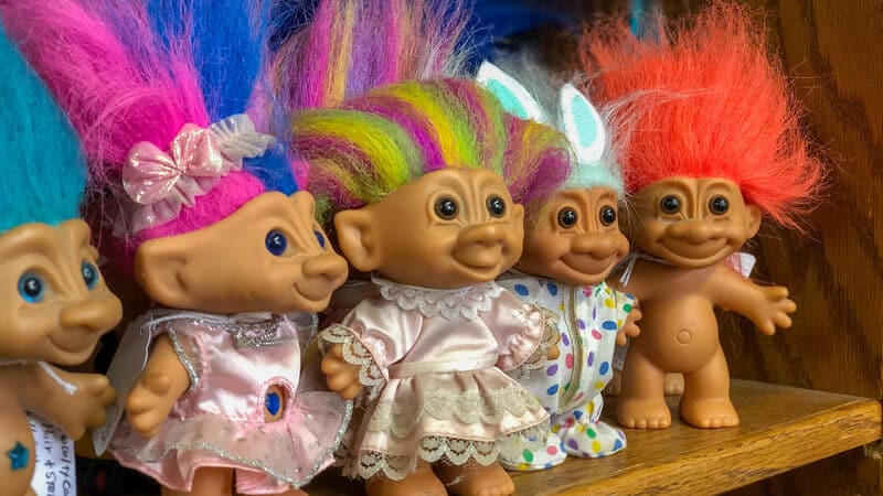 Some toys hold a special place in our hearts, stirring warm memories, including special dolls from childhood: troll dolls and Hansel and Gretel. Image
