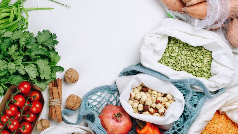 Sustainable and healthy foods, like tomatoes and lentils., from Laneigeaublanc. The trends of healthier eating and sustainable eating mean you can enjoy healthy foods for you and the Earth that are delicious, too.