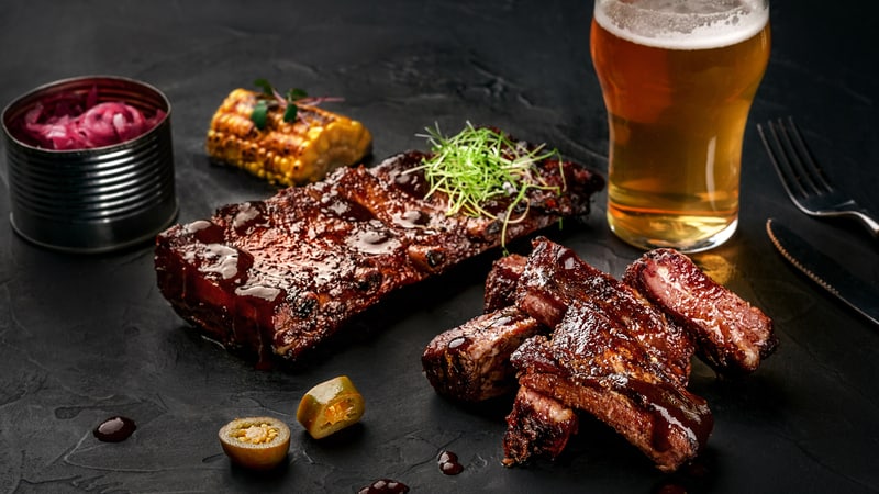 barbecue and beer. Image by Sergey Nazarov. Inspiration and joy in Richmond, VA: art, toe-tapping bands, HeART & Soul Fest, booze 'n' cue. “What’s Booming: HeART, Soul, Bourbon and BBQ.”