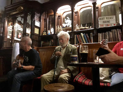 An evening at an Edinburgh pub, by Naomi Marcus