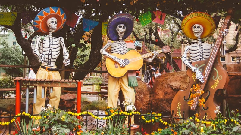 dia de los muertos musician statues, by Jai Mo. Used in What's Booming: Spooky Season!