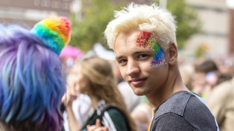 teenager at the Doncaster Pride Festival in 2017 - image by Shauntaylorhome. Article: Is it OK to ask teenagers about their romantic relationships while assuming they are straight? Or is that innocent question harmful?