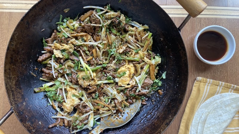 Spicy Moo Shu Beef with Vegetables: Quickly cooked beef, with an abundance of vegetables tucked in a wrapper, moo shu style, will be a family favorite.