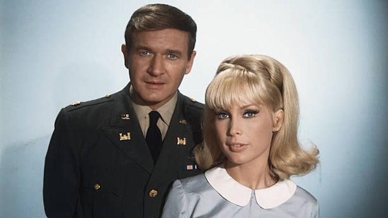 Bill Daily and Barbara Eden used in article of "I Dream of Jeannie" and Nielsen ratings