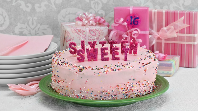 A pink-themed Sweet 16 birthday cake. By Rosemary Buffoni