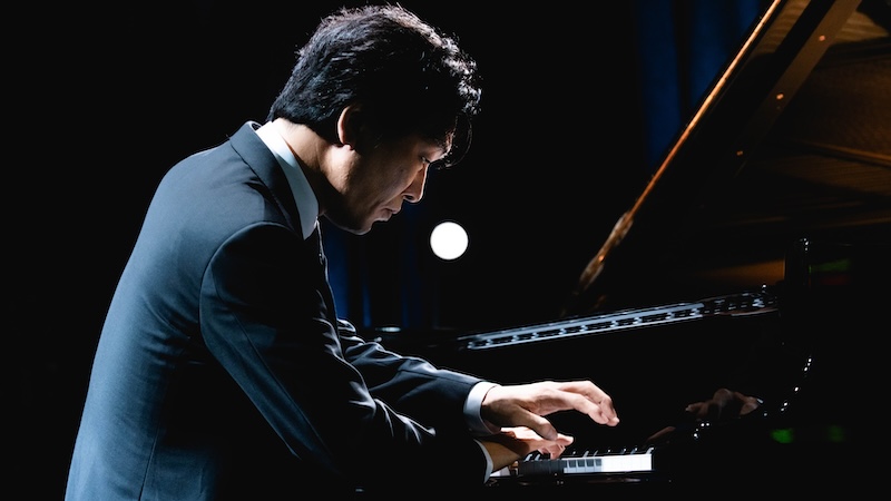 Minsoo Sohn - photo credit Sofia Lambrou. Pecans and other tasty festivals, improv intro, concerts, Kickers finale, magic, lectures, tickets, and more. What’s Booming in Richmond, Virginia, October 23 to 30, 2025.