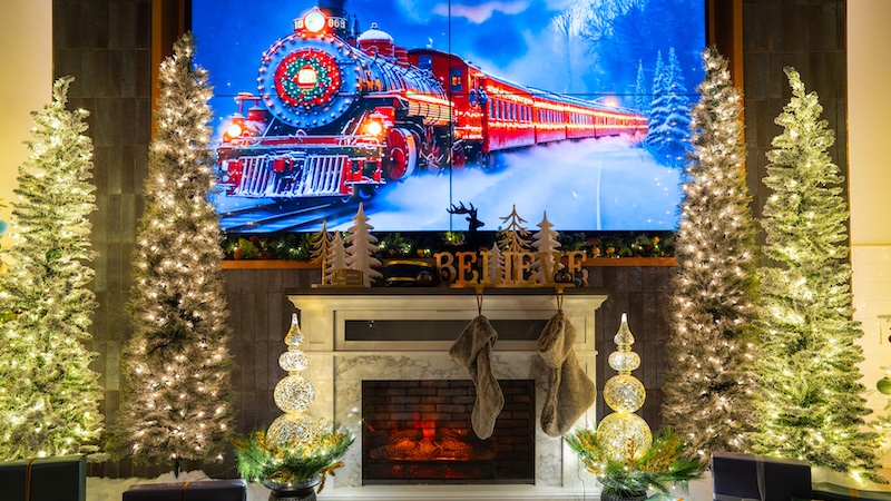 Fall Line Express - holiday pop-up decor at Fall Line Restaurant in Richmond