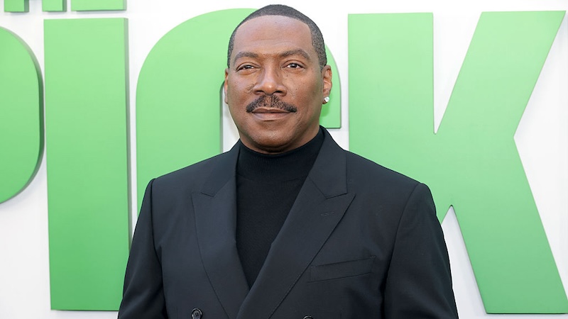 LOS ANGELES, CALIFORNIA - JULY 27: Eddie Murphy attends the World Premiere of Amazon MGM Studios' "The Pickup" at Regal LA Live on July 27, 2025 in Los Angeles, California. (Photo by Kevin Winter/Getty Images). Eddie Murphy left the 2007 Oscars - why?