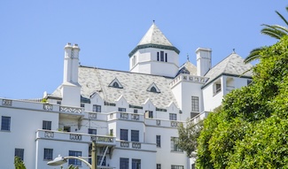 Chateau Marmont in Los Angeles, a feature of Old Hollywood. 4kclips