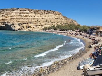 The Matala beach next to the caves